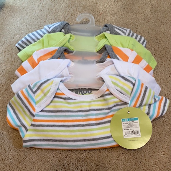 5 pack short sleeve bodysuit 0-3 months - Picture 1 of 3